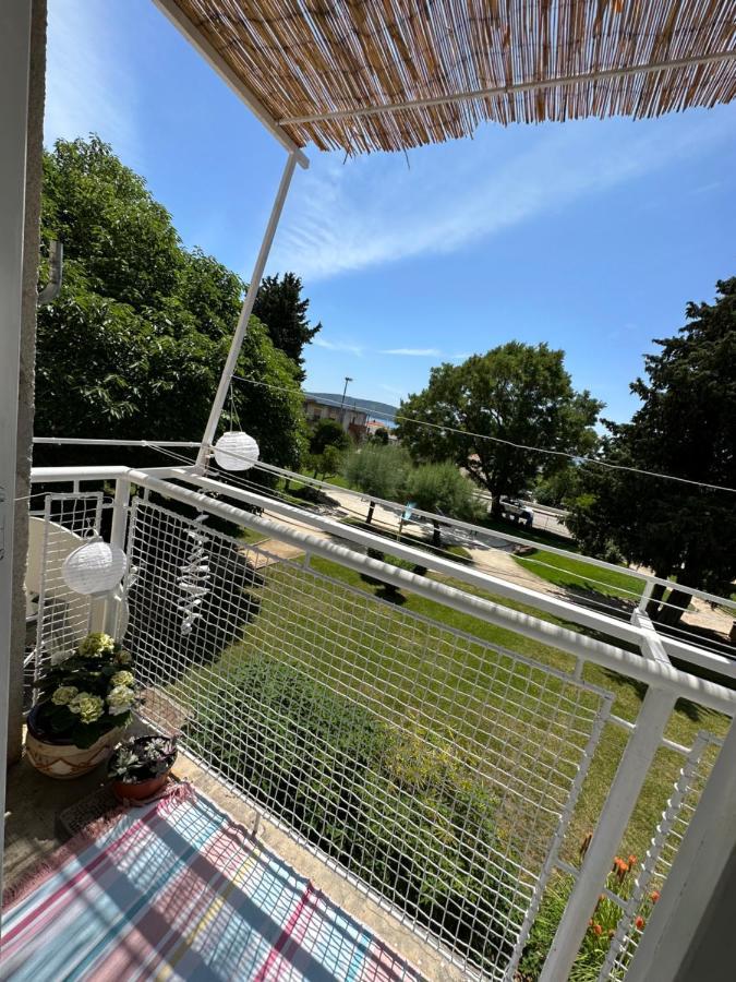 Cosy Family Apartment Marina Kastela Near Airport Extérieur photo