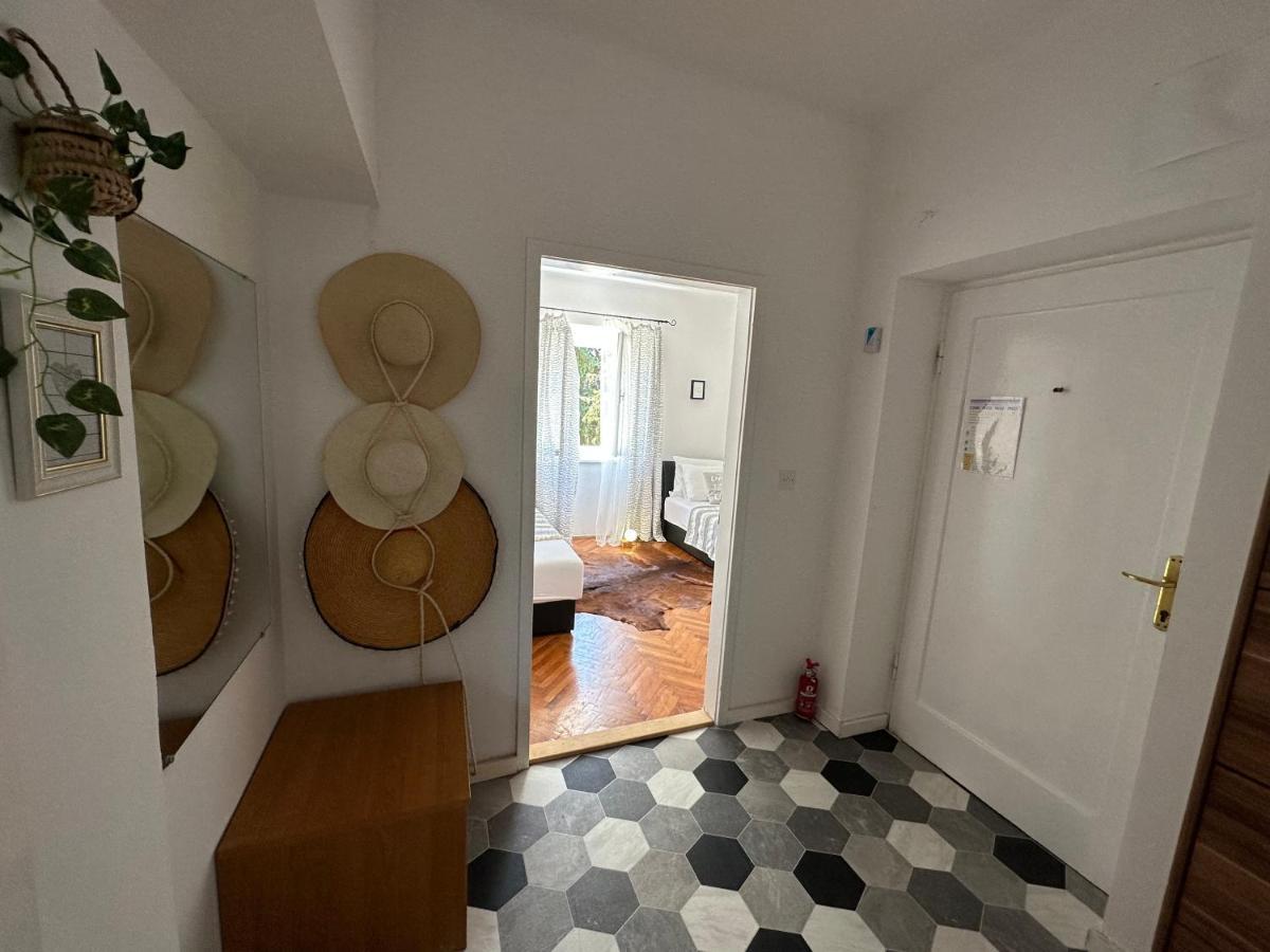 Cosy Family Apartment Marina Kastela Near Airport Extérieur photo